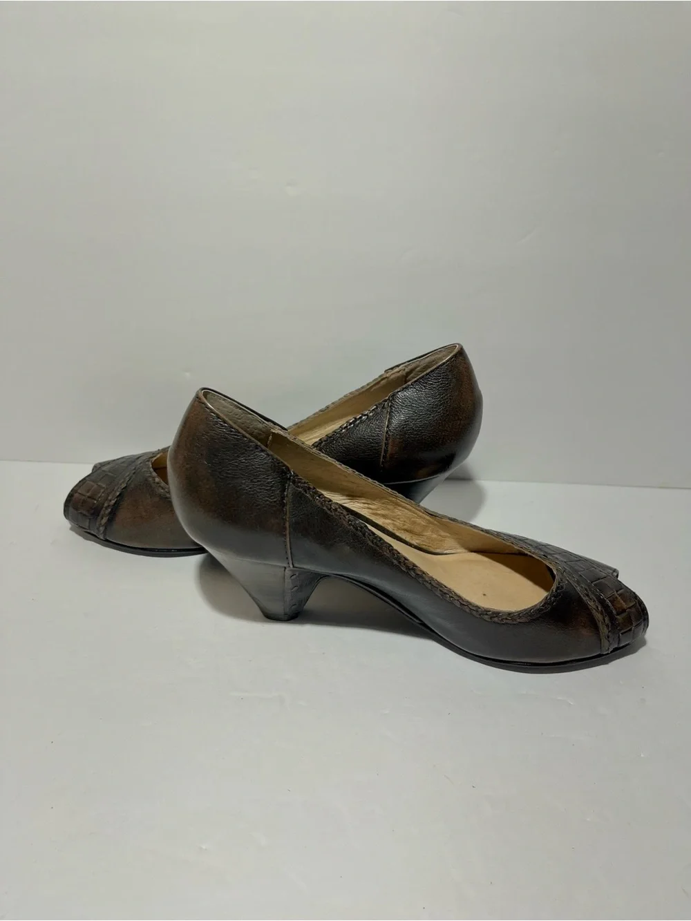 😍 Frye Women’s Brown Woven Peep-Toe Leather Kitten Heels size 7.5